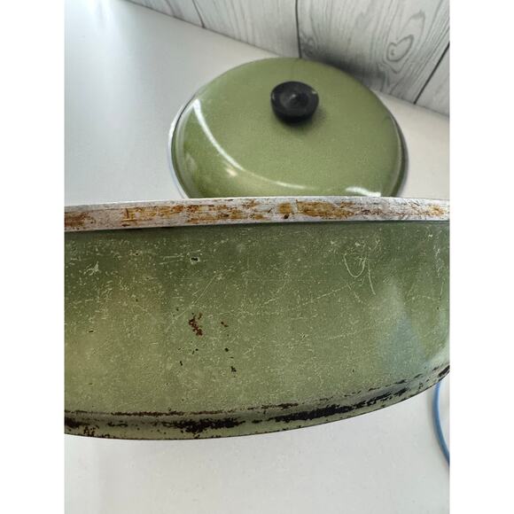 Club Aluminum Frying Pan with Lid 10 Inch Finish Avocado Green WORN - Picture 11 of 11